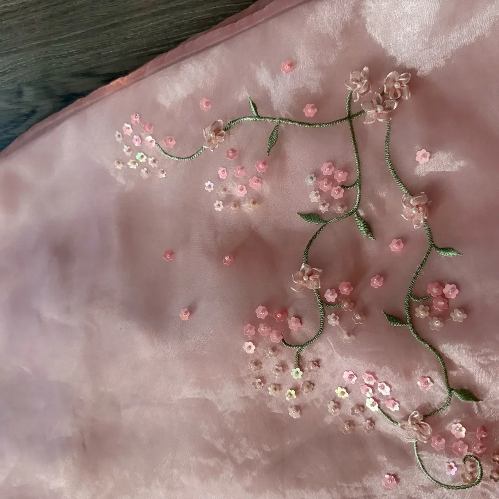 Elegant Pink Floral Embroidered Skirt - Picture 3 of 5